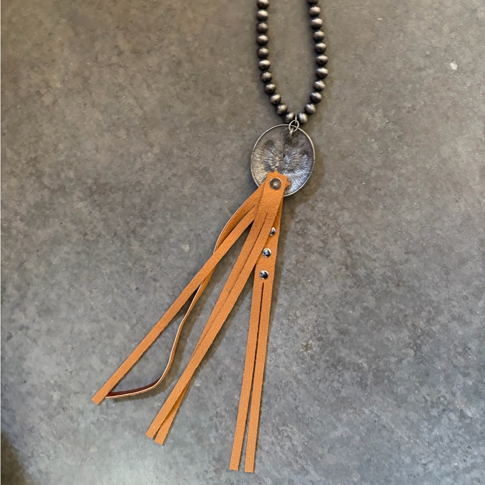 Rockin’ C Western Style Necklace - Picture 5 of 5